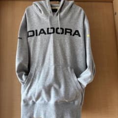 DIADORA グレー フード付きパーカーのサムネイル