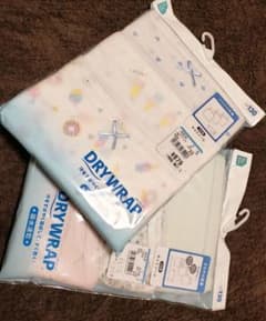 ④新品　肌着　130　タンクトップ　女の子のサムネイル