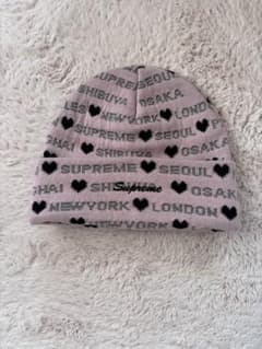 KOU様専用　supreme ハートビーニーのサムネイル