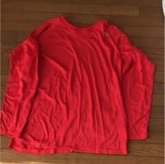 さっちゃん様専用 ユニクロメンズ長袖Tシャツ赤のサムネイル