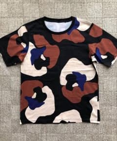 UNIQLO  UTGP + MoMA   レディースTシャツUTのサムネイル
