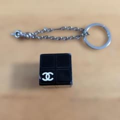 CHANEL シャネル キーホルダー　キューブ型　ヴィンテージのサムネイル