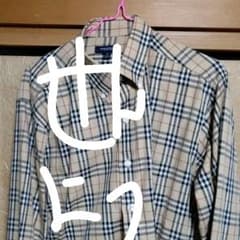 美品！本物鑑定済み！バーバリーロンドンメンズMサイズ。のサムネイル
