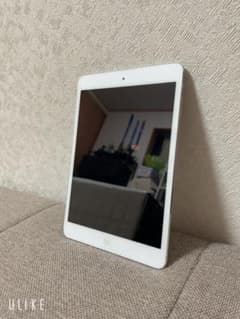 iPad mini model A1432 wifiモデル 16GB シルバーのサムネイル
