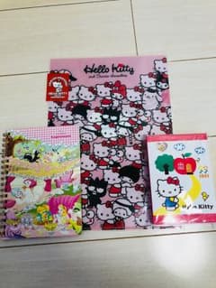 サンリオ メモ帳 クリアファイルのサムネイル