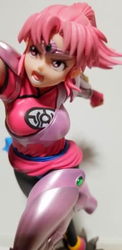 美品❗ダイの大冒険　マァム　フィギュア　ドラゴンクエスト　格闘家　美少女 美品❗ダイの大冒険 マァム フィギュア ドラゴンクエスト 格闘家