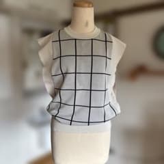 HYKEチェック柄 ノースリーブ ニット ベストのサムネイル