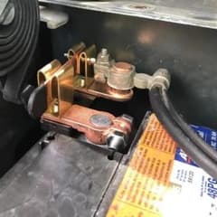 バッテリー キルスイッチ 真鍮製 12V 24V 車 バッテリー上がり防止!のサムネイル