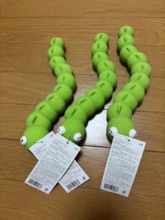 ラテックスキャタピラー グリーン 犬用おもちゃ 3個セット　ダイソーのサムネイル