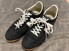 KARHU スニーカー ブラック ホワイトのサムネイル