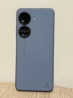 最終値下げ！ ASUS Zenfone 10 256gbデュアルカメラ ブルー - メルカリ