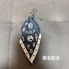極美品 SEITOバンダナ風 キーホルダー チャーム - メルカリ