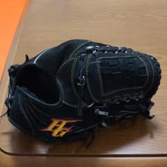 本日中限定価格！ハイゴールド投手用軟式オーダーグラブのサムネイル