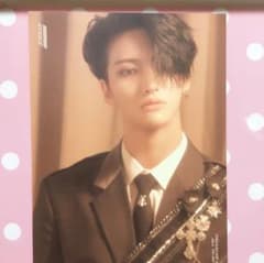 ATEEZ 公式ミニポスターのサムネイル