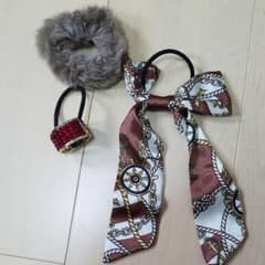ヘアゴムのサムネイル