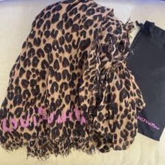 ルイヴィトン エトール レオパード マフラー ロゴ カシミヤ シルク 箱付き ルイヴィトン エトール レオパード マフラー ロゴ カシミヤ シルク 箱