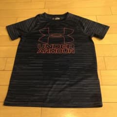 アンダーアーマー　半袖Tシャツ　150cmのサムネイル