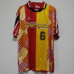 1999年2000年名古屋グランパスエイト 背番号6サイン入ユニフォーム山口素弘 1999年2000年名古屋グランパスエイト 背番号6サイン入ユニフォーム山口