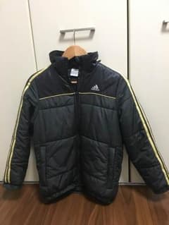 【ゆみこんたす様専用】adidas  ジャンバー  150㎝のサムネイル