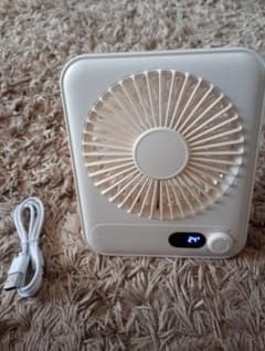 ポータブル扇風機 HL008 卓上ファン デジタル表示のサムネイル