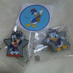 ディズニーピンバッジ&シールのサムネイル