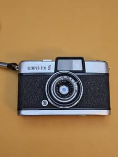 OLYMPUS PEN S フィルムカメラ 本体のサムネイル