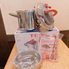 ティファール　圧力鍋のサムネイル