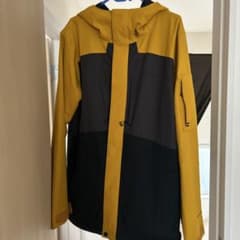 Volcom フード付きスノーボードジャケット 0時まで1500円offのサムネイル