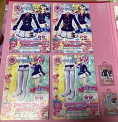 スターライト学園制服2セット&ガチャガチャスターライト学園制服1セットのサムネイル