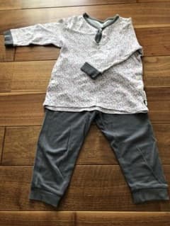 ユニクロ 長袖パジャマsize90のサムネイル