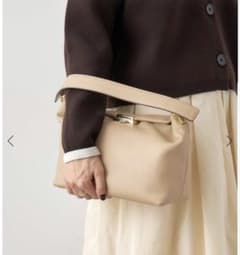 新品⭐︎未使用PUNTI./プンティ GRAFT BOX ハンドバッグ IENA - メルカリ
