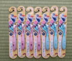 クリニカ0〜2才歯ブラシ7本セット☆のサムネイル