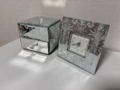 LAURA ASHLEY Watch Accessory Case