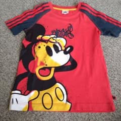 adidas ミッキーマウス Tシャツ 赤のサムネイル
