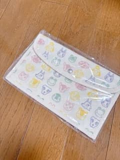 ユニクロ あつまれどうぶつの森 マルチケースのサムネイル