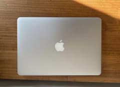 【最終値下げ！4/10まで】MacBook Air 13インチ / 8GBのサムネイル