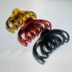 ヘアクリップ 3個セット レッド　イエロー　ブラックのサムネイル