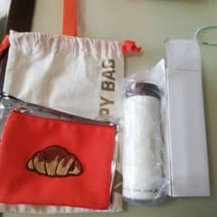 サンマルク　クロワッサン刺繍ポーチ付き水筒　福袋のサムネイル
