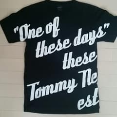 トミー　Tシャツのサムネイル