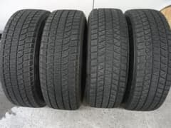 BRIDGESTONE BLIZZAK DM-V3 225/65R17 22年製のサムネイル