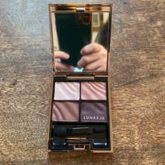 ルナソル ベルベットフルアイズ 01 Deep Bordeaux Velvetのサムネイル