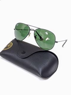 【Ray-Ban】サングラスのサムネイル