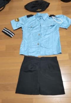 婦人警官コスチューム　コスプレのサムネイル