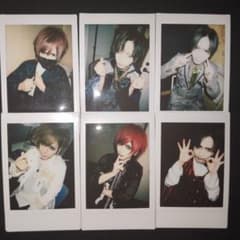 the Raid. 由羽 チェキセット④ - メルカリ