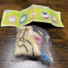 映画ちいかわ 人形の島のひみつ ダイカットポーチ うさぎのサムネイル