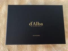 ダルバ　dAlba シグネチャー　美容液オイルのサムネイル