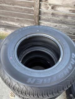 DUNLOP GRANDTREK 265/70R16 タイヤ 4本セット9.５山のサムネイル