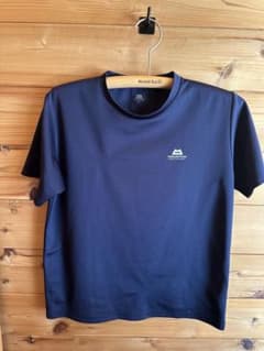 MOUNTAIN EQUIPMENT ネイビー Tシャツ Mのサムネイル