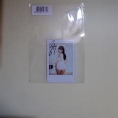 さや香 新山 チェキ サイン入り 新山ちなつ 直筆サイン入りチェキ2枚 | Faites vos achats sur Mercari