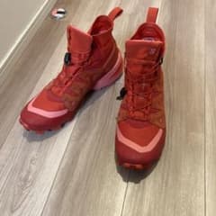 mm6 × Salomon 28cm リアーナ着用 - メルカリ